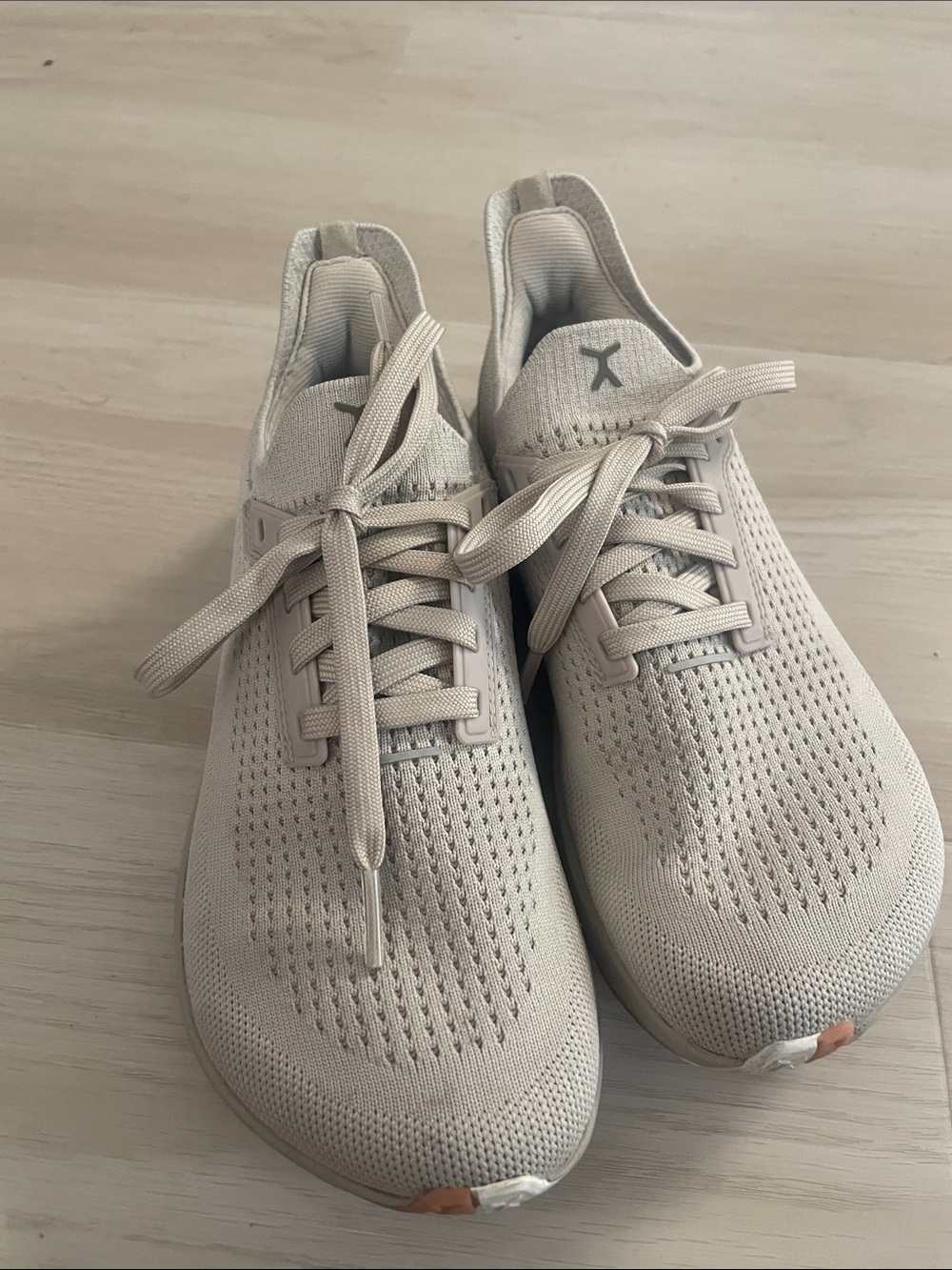 Flux Footwear Grey Women’s size 6